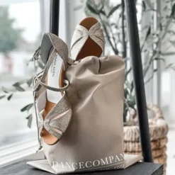 Dansebutikken Dansetasker|Dansesko Tilbehør-Dancecompany sandfarvet skopose med logo