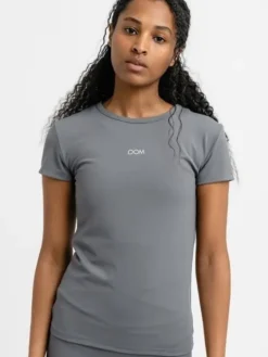 Dame Dansebutikken Pilates Overdele|Yogabluser-Drop of Mindfulness Juni t-shirt i mat grå