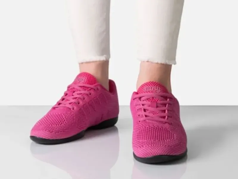 Dame Dansebutikken Salsasko Damer|Swingsko Damer-Fuschia farvet dansesneaker i åndbar strik til damer - Suny