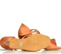 Dame Dansebutikken Pige Dansesko|Salsasko Damer-International dansesko Natasha dark tan satin junior