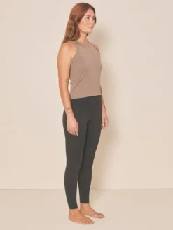 Dame Dansebutikken Pilates Overdele|Yogatoppe-Moonchild brun tank top