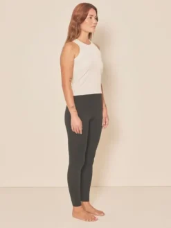 Dame Dansebutikken Pilates Overdele|Yogatoppe-Moonchild råhvid tank top