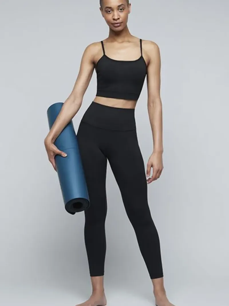 Dansebutikken Pilates Overdele|Yogatoppe-Moonchild sort blød top med puder lunar luxe