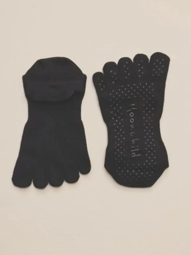 Dansebutikken Andet Til Yoga-Moonchild sorte toe socks til yoga