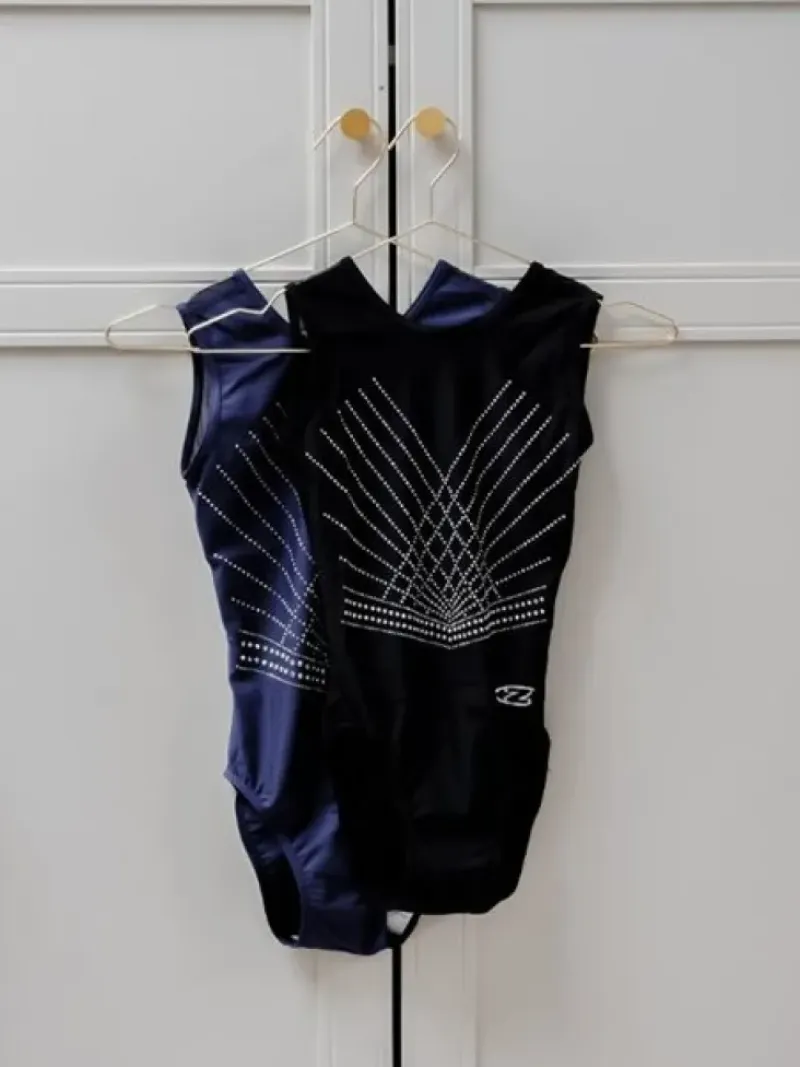 Dansebutikken Dragter Piger-Navy gymnastikdragt med mesh ryg og sten piger The zone