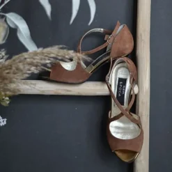 Dame Dansebutikken Salsasko Damer|Tangosko Damer-Nueva Epoca Tessa smuk brun dansesko