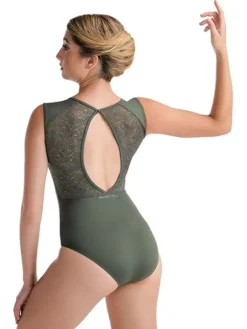 Dame Dansebutikken Balletdragter Damer-Olivengrøn dragt m. blonde og flot ryg fra ballet Rosa