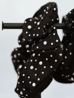Dansebutikken Gymnastik Hårtilbehør|Hår Accessories-Sort hårelastik med rhinsten