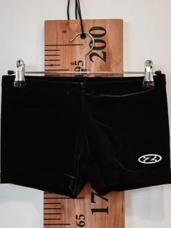 Dansebutikken Underdele Piger-Sorte basic velour shorts til piger gym The zone