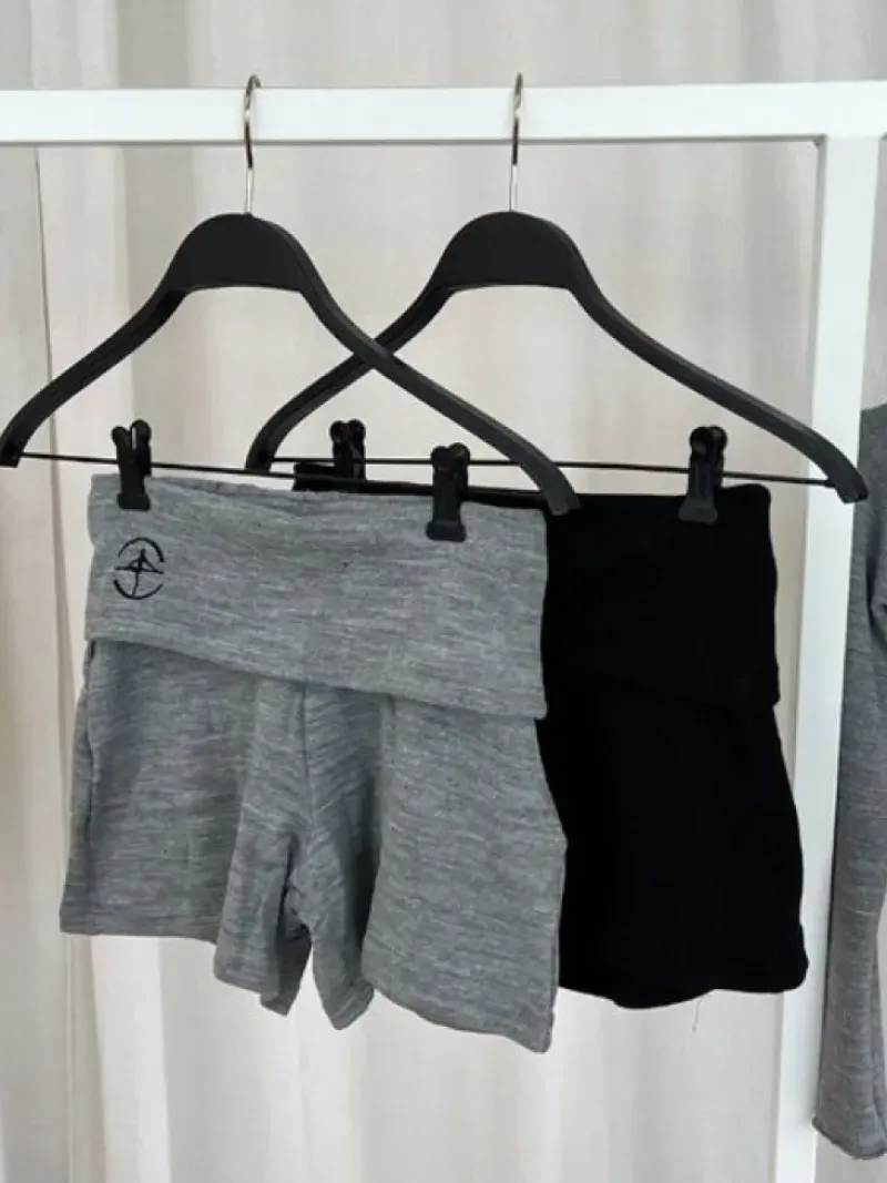 Dame Dansebutikken Ballet Strik Damer|Ballet Underdele Damer-Sorte strik shorts til teen og damer Wear Moi