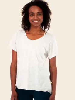 Dame Dansebutikken Pilates Overdele|Yogabluser-Yogamii off white blød t-shirt til træning